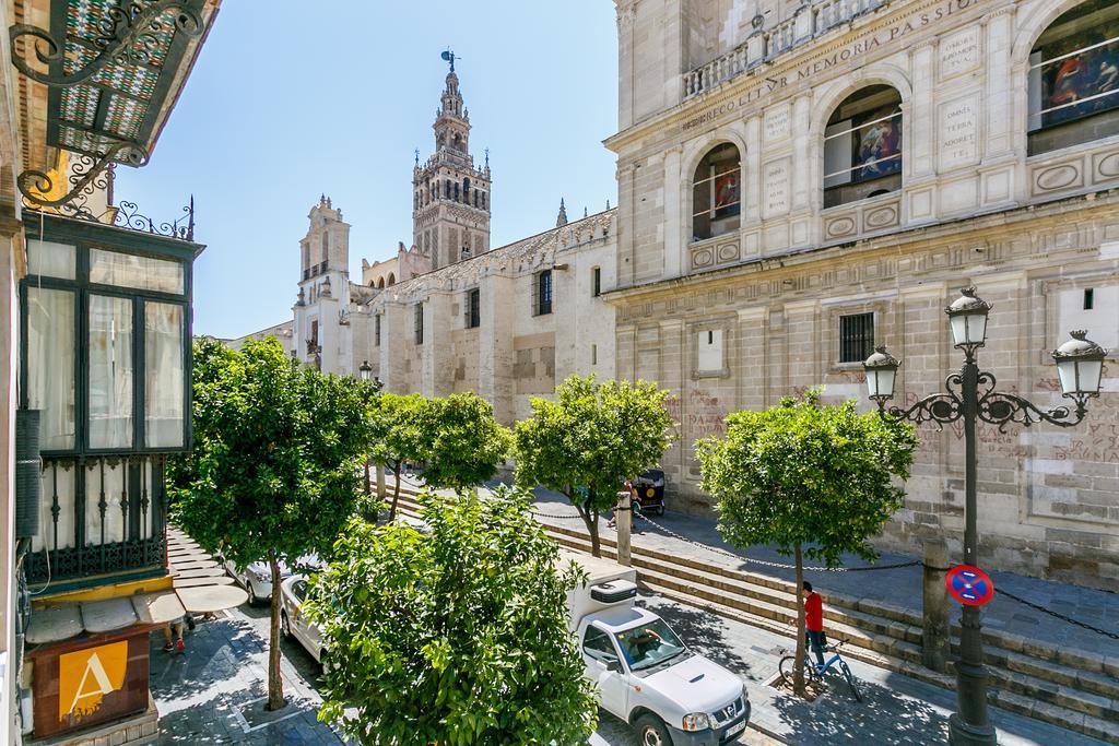 Apartamento Living By Cathedral Seville Exterior photo