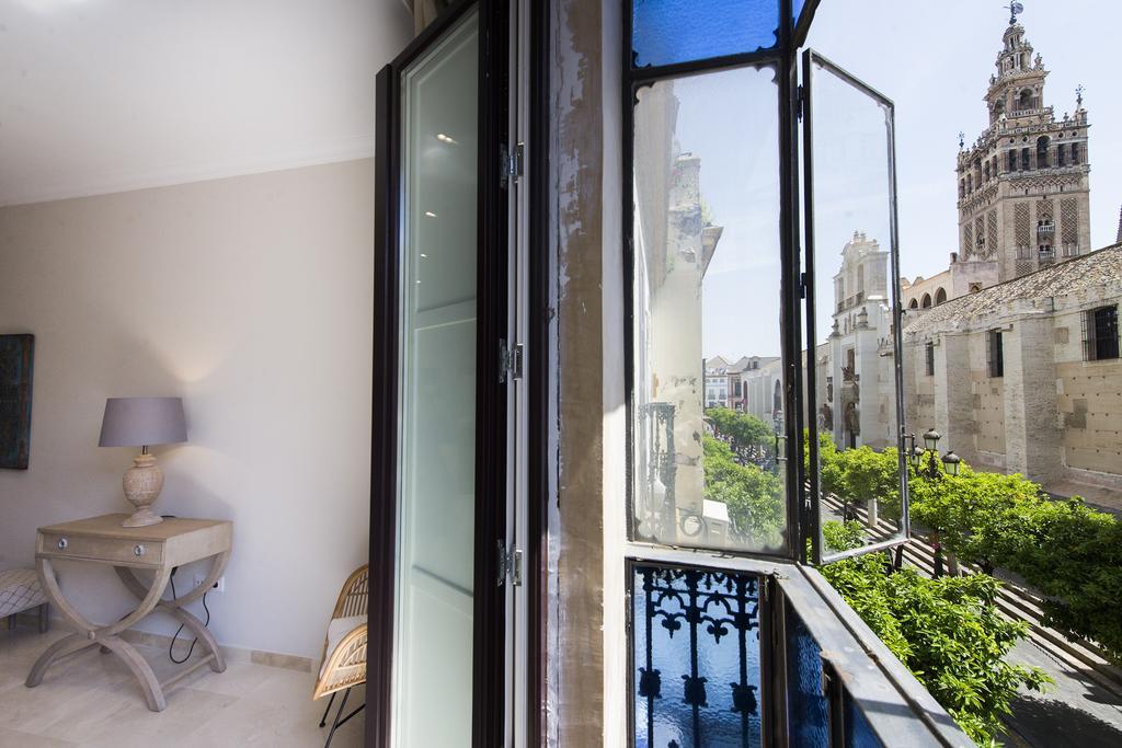 Apartamento Living By Cathedral Seville Exterior photo