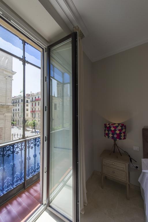 Apartamento Living By Cathedral Seville Exterior photo