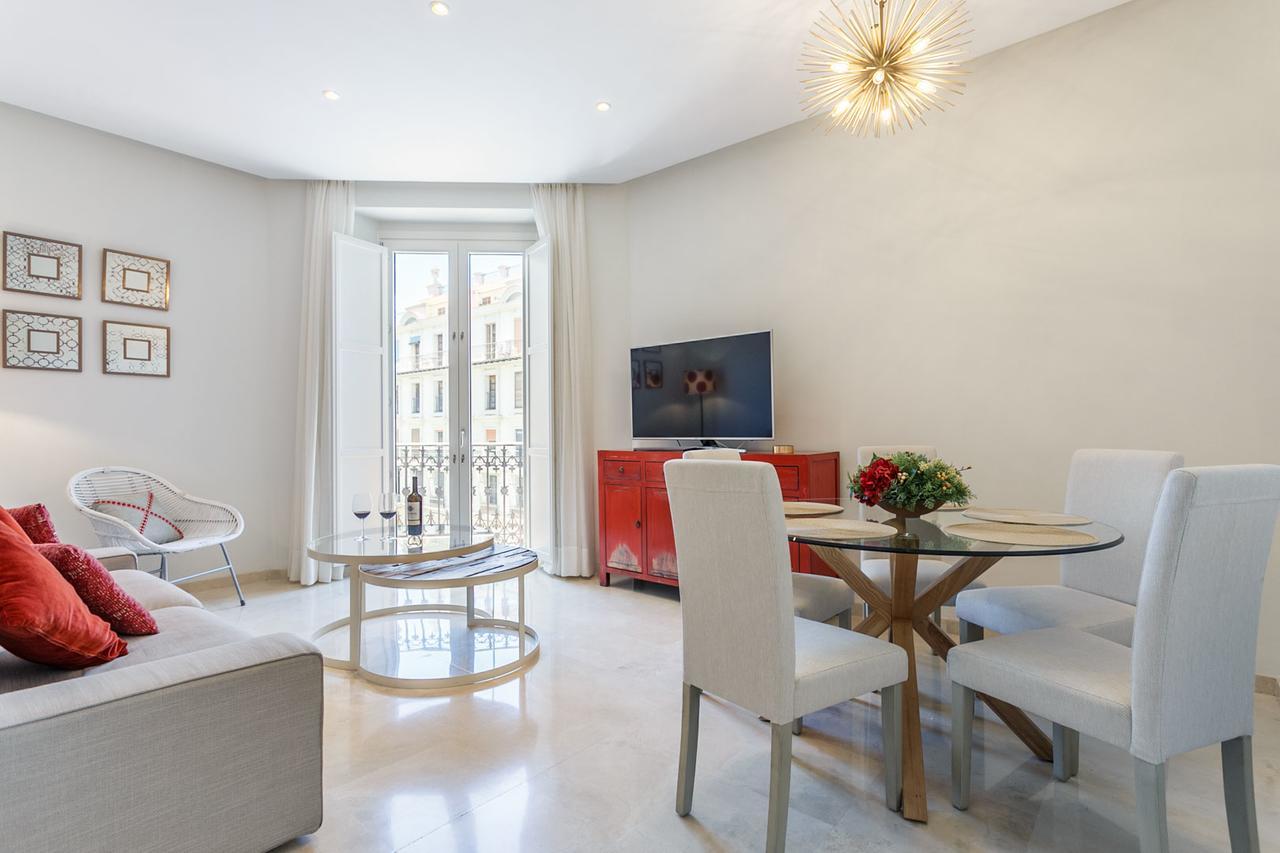 Apartamento Living By Cathedral Seville Exterior photo